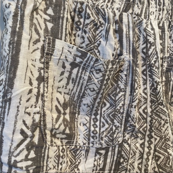 Cali 1850 Aztec Linen Shorts - Picture 4 of 9